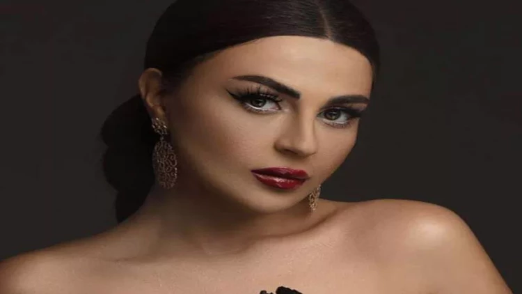 Gülay Zeynallı anası ilə - FOTO