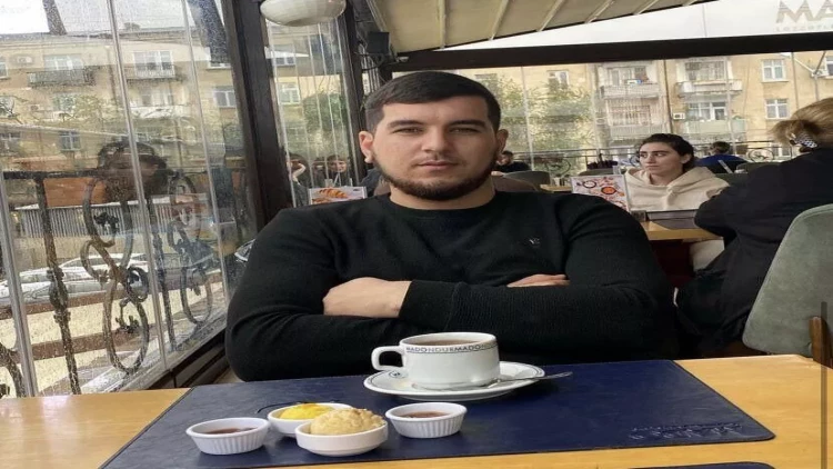 Qız üstündə qətlə yetirilən Tural kimdir? – Qəribə tale