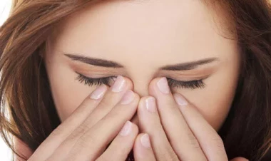 Göz önündə qəribə naxışlar niyə yaranır?