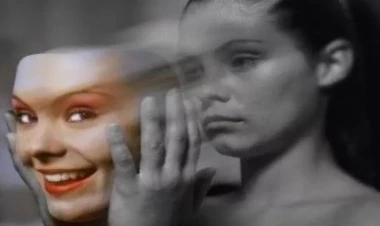 Qeyri-səmimi insanların işlətdiyi 10 ifadə