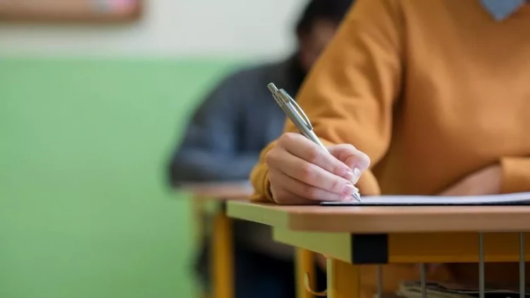 Azərbaycanda 65 yaşlı müəllim REKORDA İMZA ATDI - FOTO