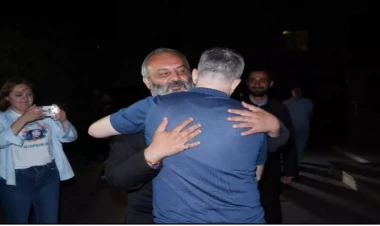 Maşınsız qalan Şahramanyana “Lexus” bağışladı