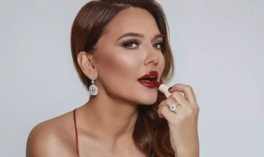 “Qızım dedi ki, dostun niyə səhnəyə alt paltarında çıxıb”