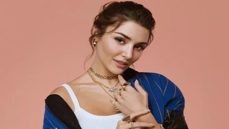 Hande Erçel bu il 40 milyon qazanıb