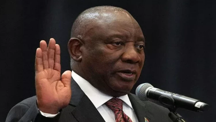 Ramafoza yenidən CAR-nin prezidenti seçildi