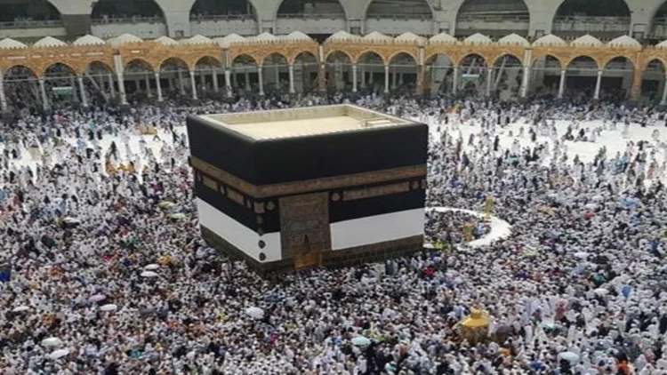 Şəhid atası Həcc ziyarətinə göndərildi - FOTO