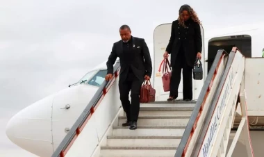 Vitse-prezident və daha 9 nəfər təyyarə qəzasında həlak oldu - Yenilənib Bu ölkədə şok hadisə