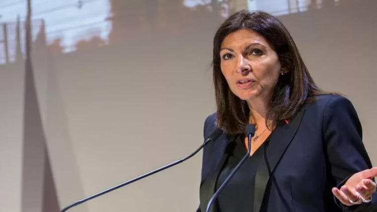 Paris meri Makronun Olimpiada öncəsi parlamenti buraxmaq qərarından şoka düşüb