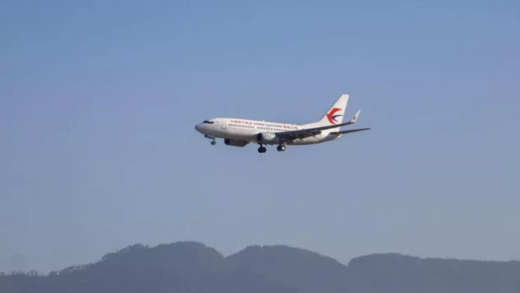 Vitse-prezidenti daşıyan təyyarə YOXA ÇIXDI