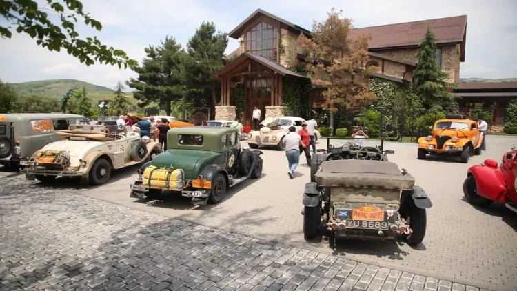 “Pekin-Paris” ralli iştirakıları Şamaxıdan yürüşə davam etdi - FOTO