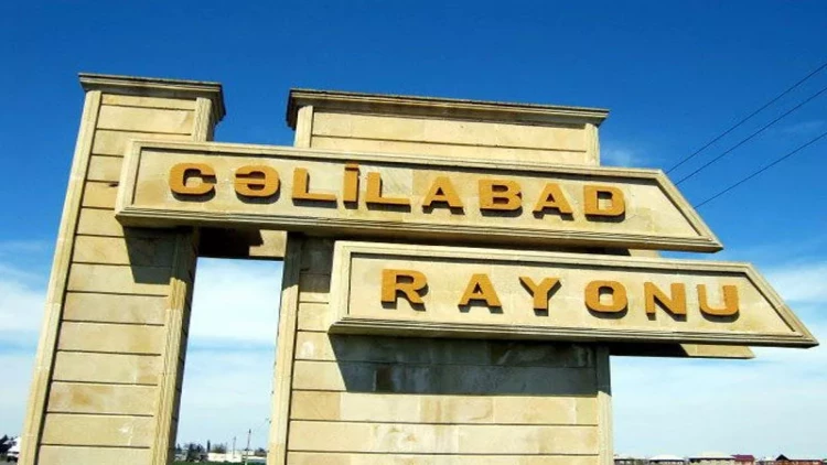 Cəlilabadda yol qəzası olub, xəsarət alanlar var - FOTO