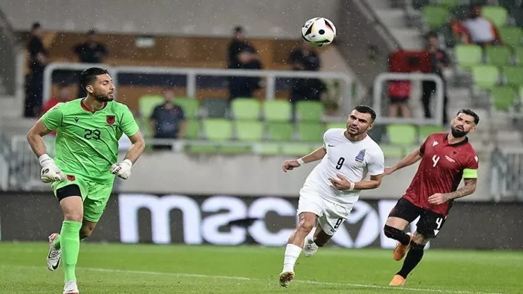 Üçü fəth edən gənclər - TƏHLİL