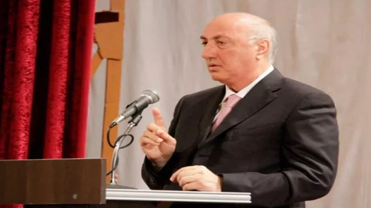 Zakir Fərəcovun ailəsində itki