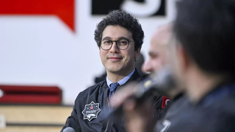 Azərbaycanlı kosmonavt: “Kosmosda Azərbaycan bayrağı sinəmdə olacaq”