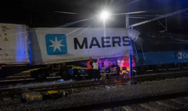 Çexiyada iki qatar toqquşdu: Ölənlər və yaralananlar var