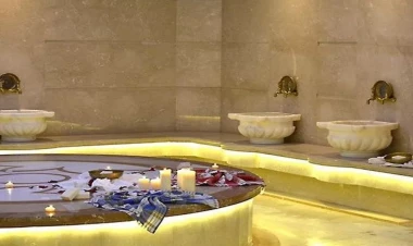 Bakıda hamamda oğurluq: Masajçı qadını həmkarı soydu