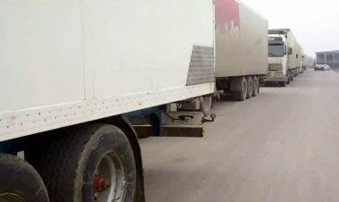 İran yük maşını Ermənistanda kül oldu - FOTO