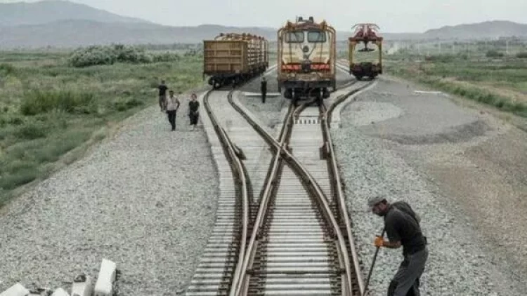 Rusiya Ermənistanda dəmir yolunu bərpa edir