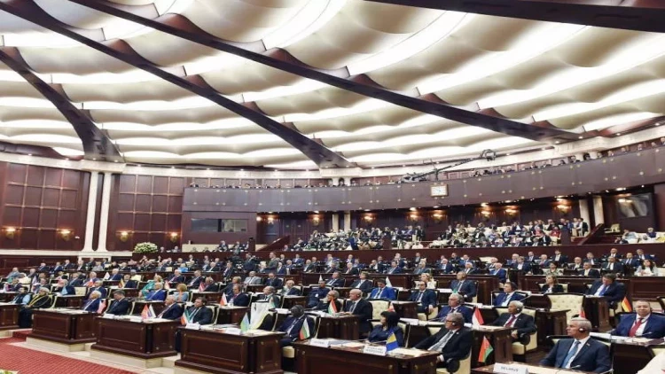 Bu layihələrin müzakirəsi payıza qaldı