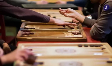 Nərd üstündə dava düşdü, qonşusunu yaraladı