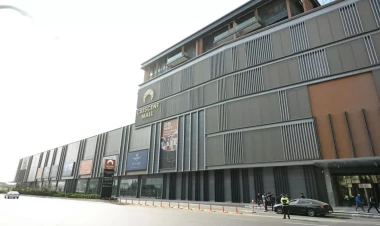 Bakı müasirlik və tarixiliyin harmoniyası fonunda - FOTO