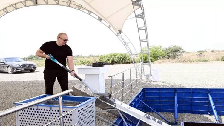 İlham Əliyev Nəmirli kəndinin təməlini qoyub - VİDEO - FOTO