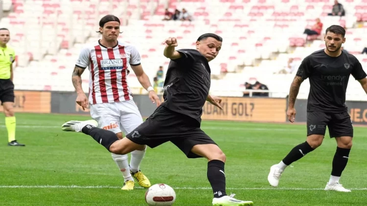 Dadaşovu sevindirən oyun