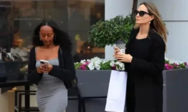 Ancelina Coli qızı ilə - FOTO