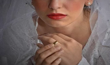 Toy günü anası dediyi sözlə gəlini AĞLATDI - VİDEO