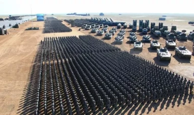 ABŞ Çinin hərbi təlimindən narahatdır