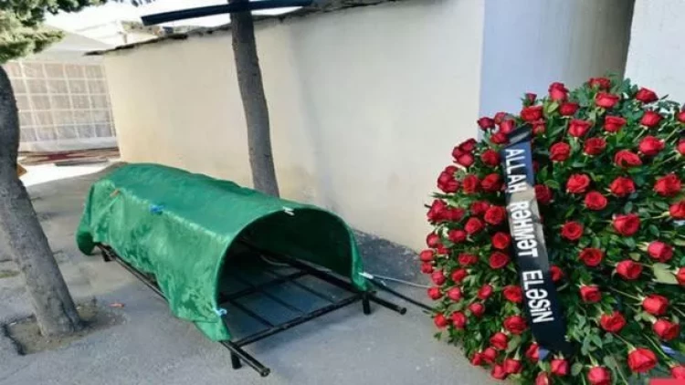 Tanınmış jurnalist 91 yaşında vəfat etdi -  FOTO