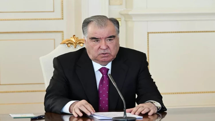 Emoməli Rəhmon: Azərbaycan Tacikistanın etibarlı dostu və tərəfdaşıdır