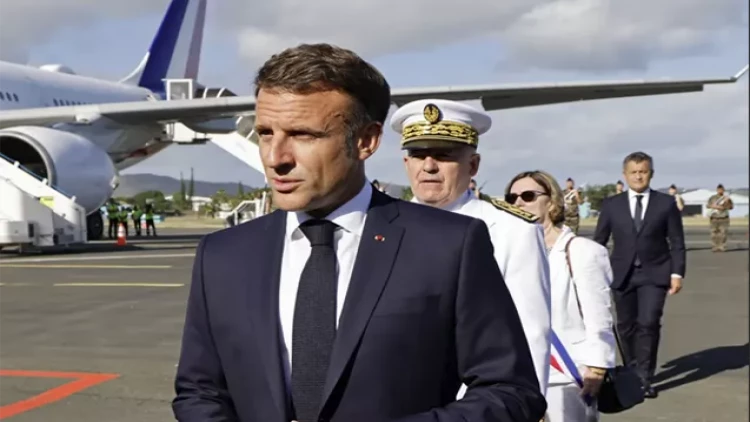 Makron Yeni Kaledoniyada səfərdədir - VİDEO