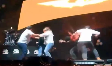 Meksikada seçki kampaniyası zamanı dekorasiya uçdu - 5 nəfər öldü - ANBAAN VİDEO