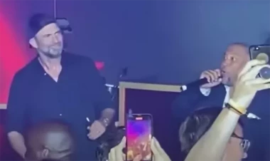 Klopp vida gecəsində rəqs etdi - VİDEO