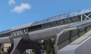 Bakıdakı bu keçid piyadaları qorxuya salıb - VİDEO