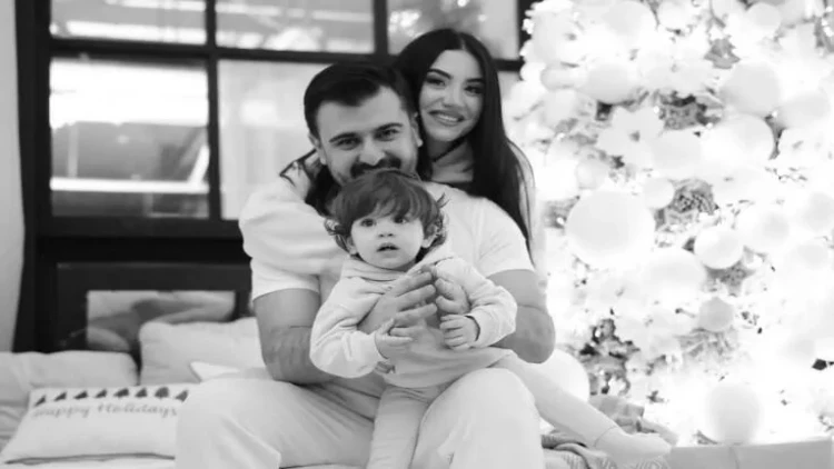 Cavid Güldən xanımına ad günü təbriki -  FOTO