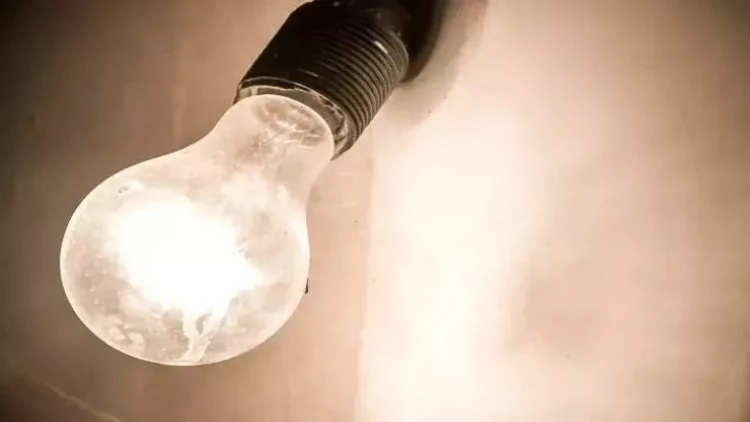 1901-ci ildən bəri yanan lampa: 123 illik TARİXİ var