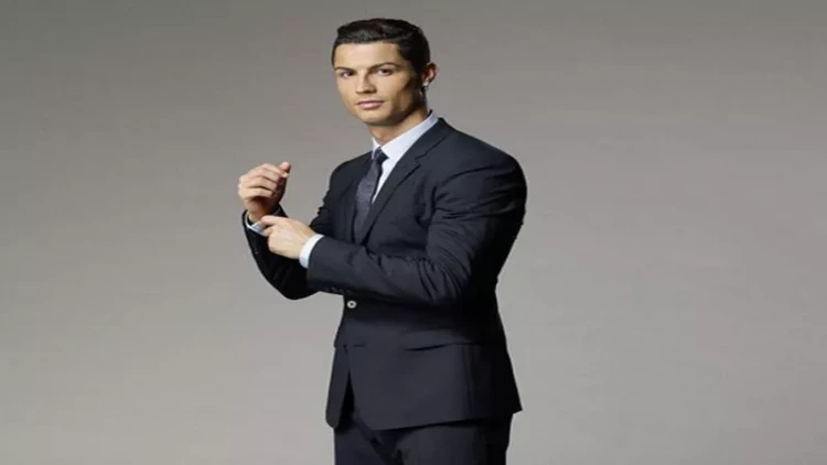 “Forbes” ən cox qazanan idmançını açıqladı - Siyahı