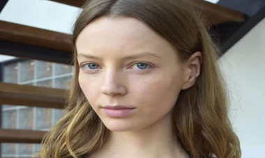 28 yaşlı model xərçəngdən öldü - FOTO