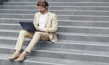 Süni zəka dövrünün noutbuku - FOTO