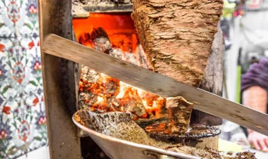 Dönərdən kütləvi zəhərlənmənin səbəbi açıqlandı - VİDEO