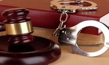 Büdcədən 84 milyon oğurlayan keçmiş deputata AĞIR CƏZA