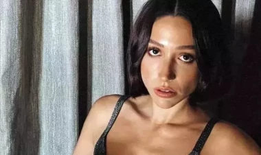 Türkiyəli müğənni gecə geyimi ilə diqqət çəkdi -  FOTO