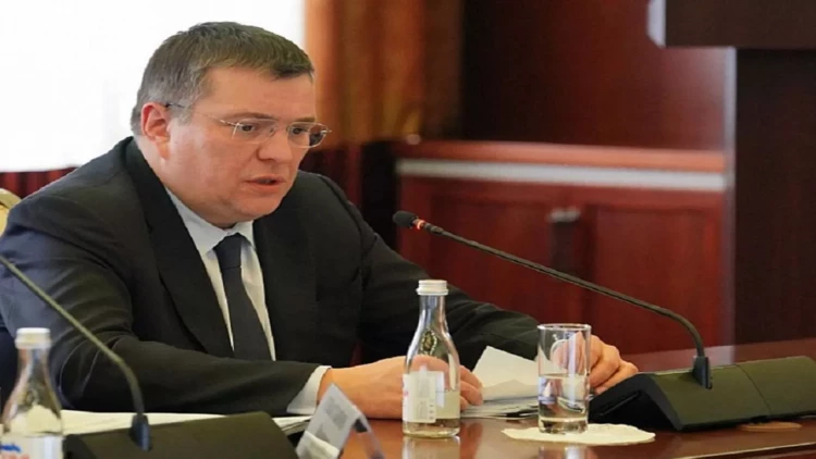 Rusiyada nazir rüşvət alarkən həbs edildi