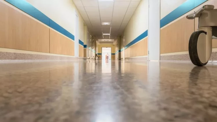 Bu xəstəxananın direktoru tanınmış cərrahı işdən çıxardı, cərimələndi - SƏBƏB - AÇIQLAMA - FOTO