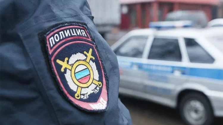 20 dollara görə dostunu diri-diri yandırdı