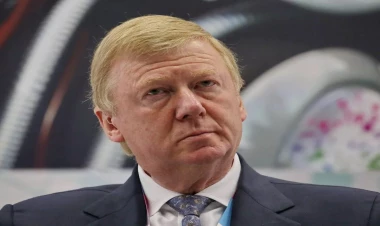 Rusiyalı deputat: “Anatoli Çubays “xarici agent” elan edilməlidir”