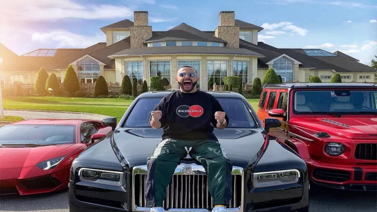 Hüseyndən borc xəbərlərinə cavab - YENİLƏNİB