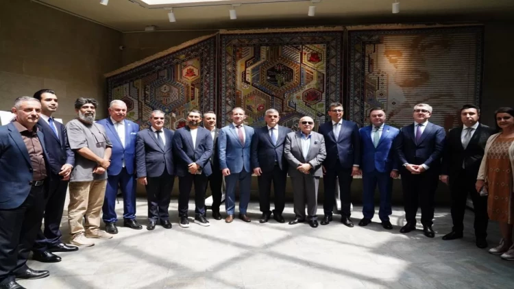 İçərişəhərdə Milli Xalça Festivalının açılışı oldu - FOTO